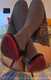 Autoreggenti e scarpe nere con suole rosse....e il mio sedere in attesa?